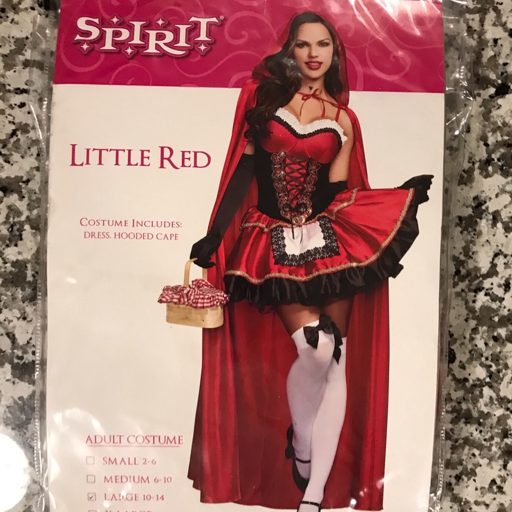 Spirit Little Red Hooded Cape♥️